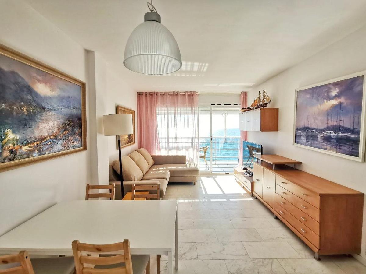 Seafront Apartment In บลาเนส ภายนอก รูปภาพ
